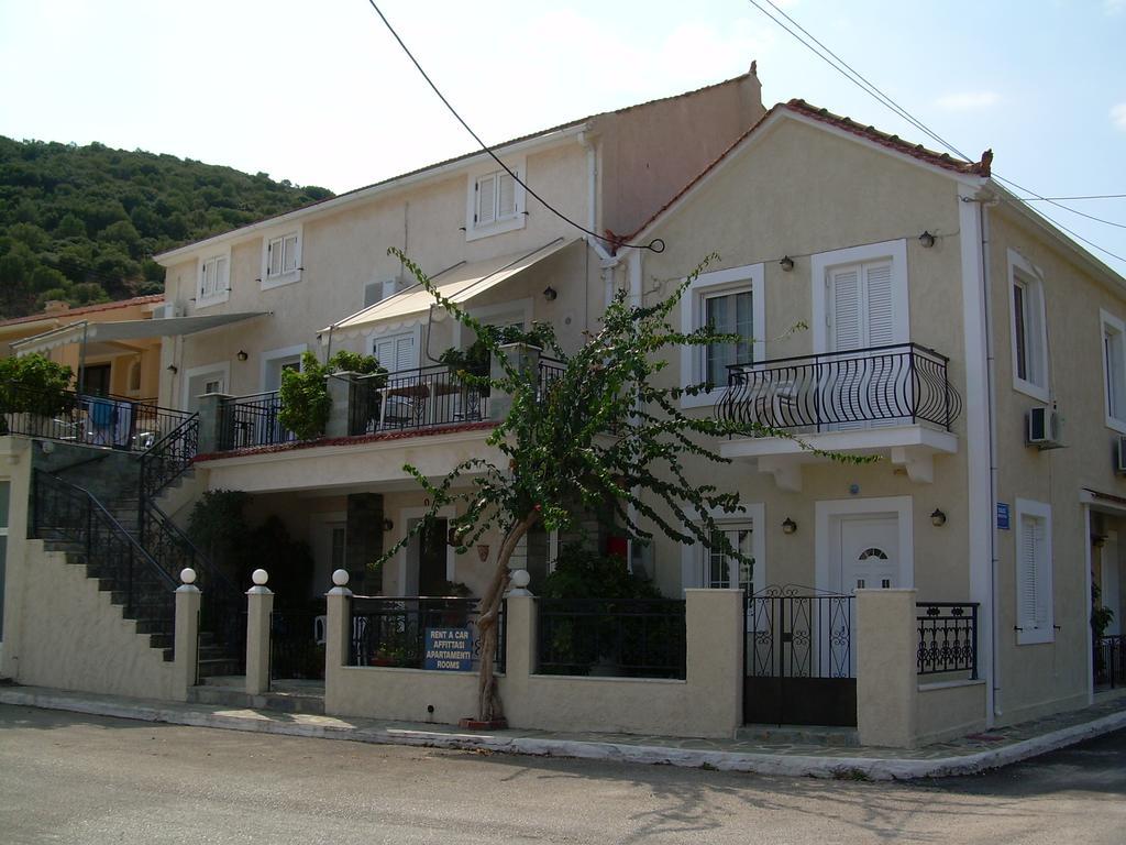 Starvillas And * Agia Efimia